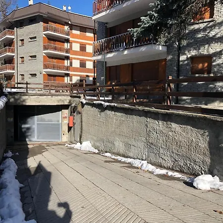 아파트 Spazioso Viale San Francesco 바르도네키아